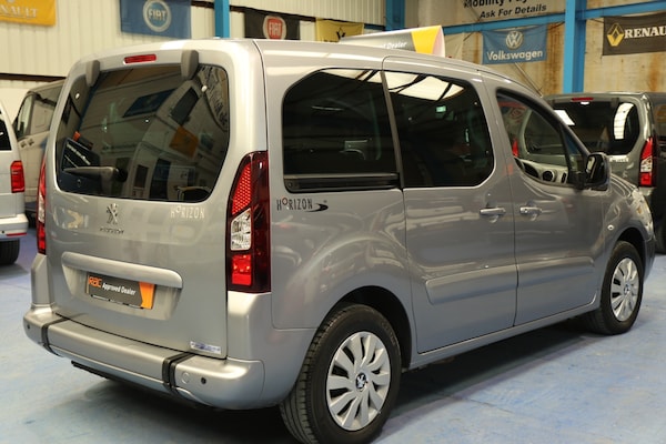 Used Peugeot Partner Tepee 2018 for sale - 74050542: Photo 5