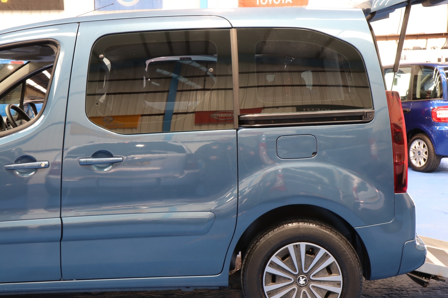 Vehicle 4