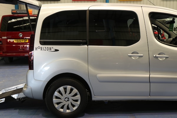 Used Peugeot Partner 2016 for sale - 76128825: Photo 11