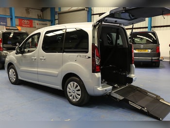 Used Peugeot Partner 2016 for sale - 76128825: Photo 2