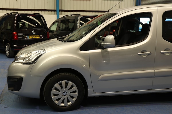 Used Peugeot Partner 2016 for sale - 76128825: Photo 9
