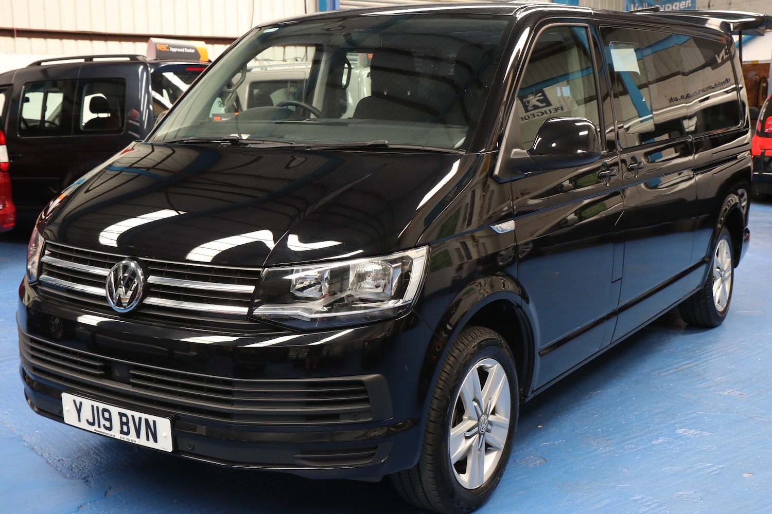Used Volkswagen Transporter Shuttle 2019 for sale - 76412325: Photo 10