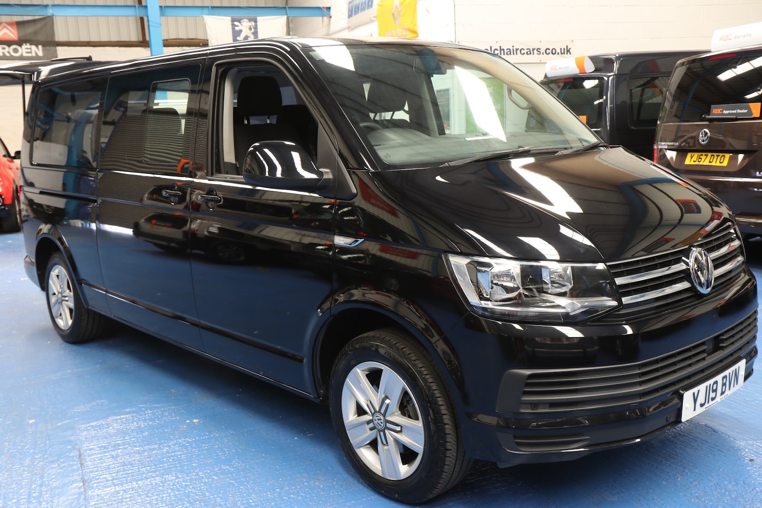 Used Volkswagen Transporter Shuttle 2019 for sale - 76412325: Photo 9