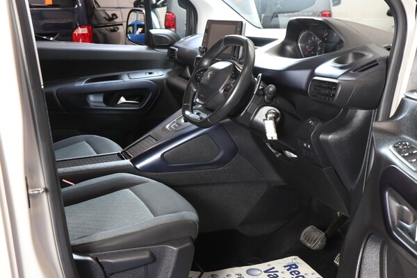 Used Peugeot Rifter 2021 for sale - 75239407: Photo 6