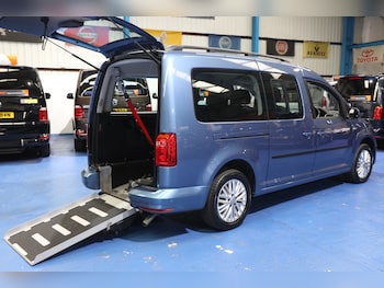 2018 (67) - Petrol Auto Wheelchair Accessible Vehicle will also take a mobility scooter 5-Door