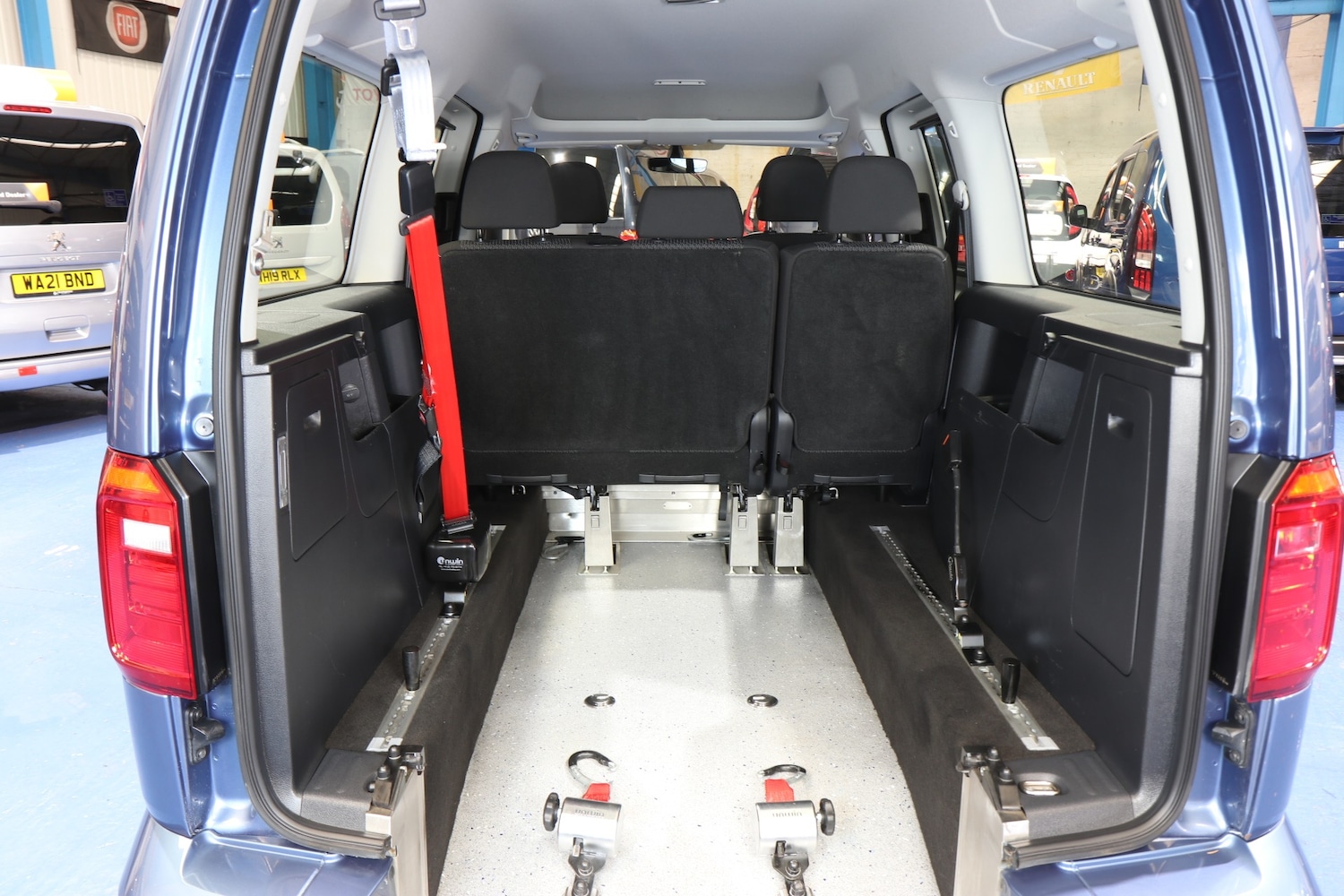 Used Volkswagen Caddy 2018 for sale - 76413044: Photo 3