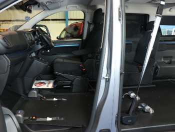 Used Peugeot Traveller 2021 for sale - 74010464: Photo