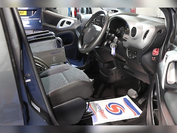 Used Peugeot Partner 2017 for sale - 75921978: Photo