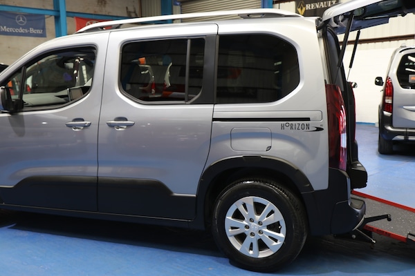 Used Peugeot Rifter 2020 for sale - 74617756: Photo 12