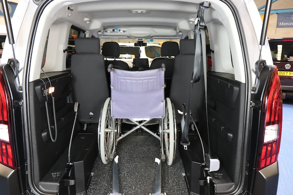 Used Peugeot Rifter 2020 for sale - 74617756: Photo 1
