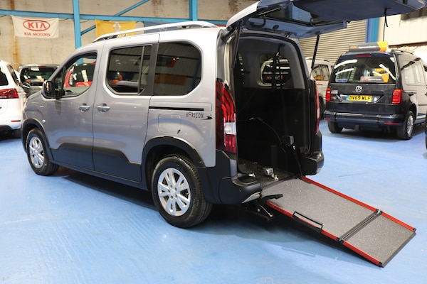 Used Peugeot Rifter 2020 for sale - 74617756: Photo 3