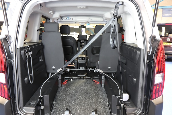 Used Peugeot Rifter 2020 for sale - 74617756: Photo 4