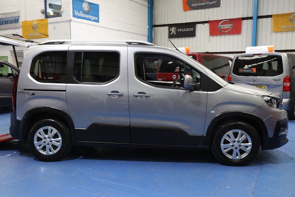 Used Peugeot Rifter 2020 for sale - 74617756: Photo 9