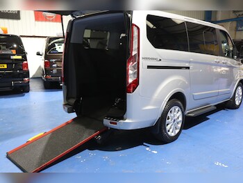 Used Ford Tourneo Custom 2022 for sale - 77461988: Photo