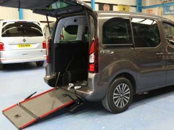 2019 (19) - Wheelchair Accessible vehicle 5-Door