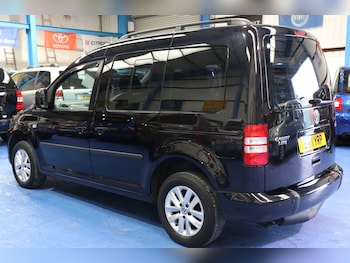 Used Volkswagen Caddy 2011 for sale - 77474904: Photo