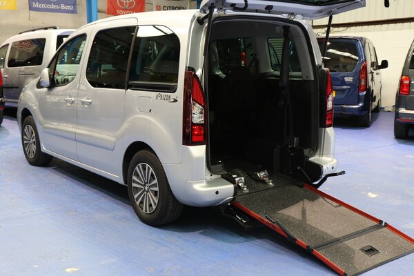Used Peugeot Partner Tepee 2018 for sale - 74215637: Photo 20