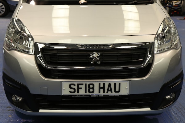Used Peugeot Partner Tepee 2018 for sale - 74215637: Photo 2