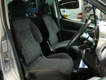 Used Peugeot Partner Tepee 2018 for sale - 74215637: Photo