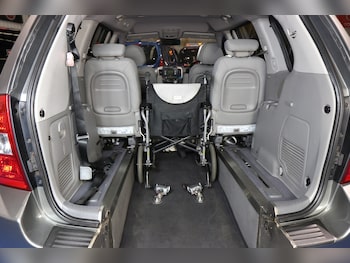 Used Kia Sedona 2011 for sale - 77864601: Photo