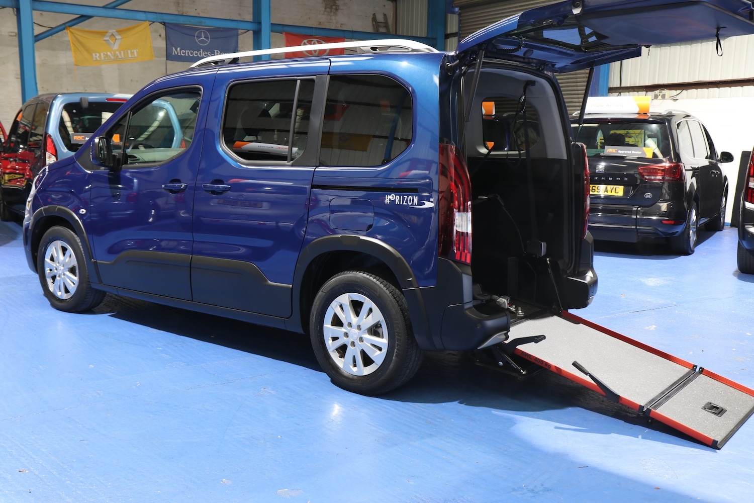 Used Peugeot Rifter 2020 for sale - 76809267: Photo 2