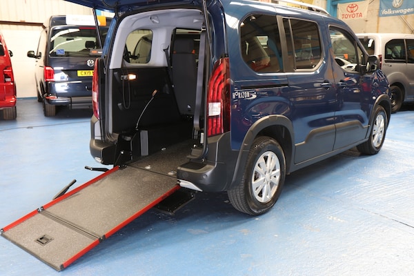 Used Peugeot Rifter 2021 for sale - 75148948: Photo 1