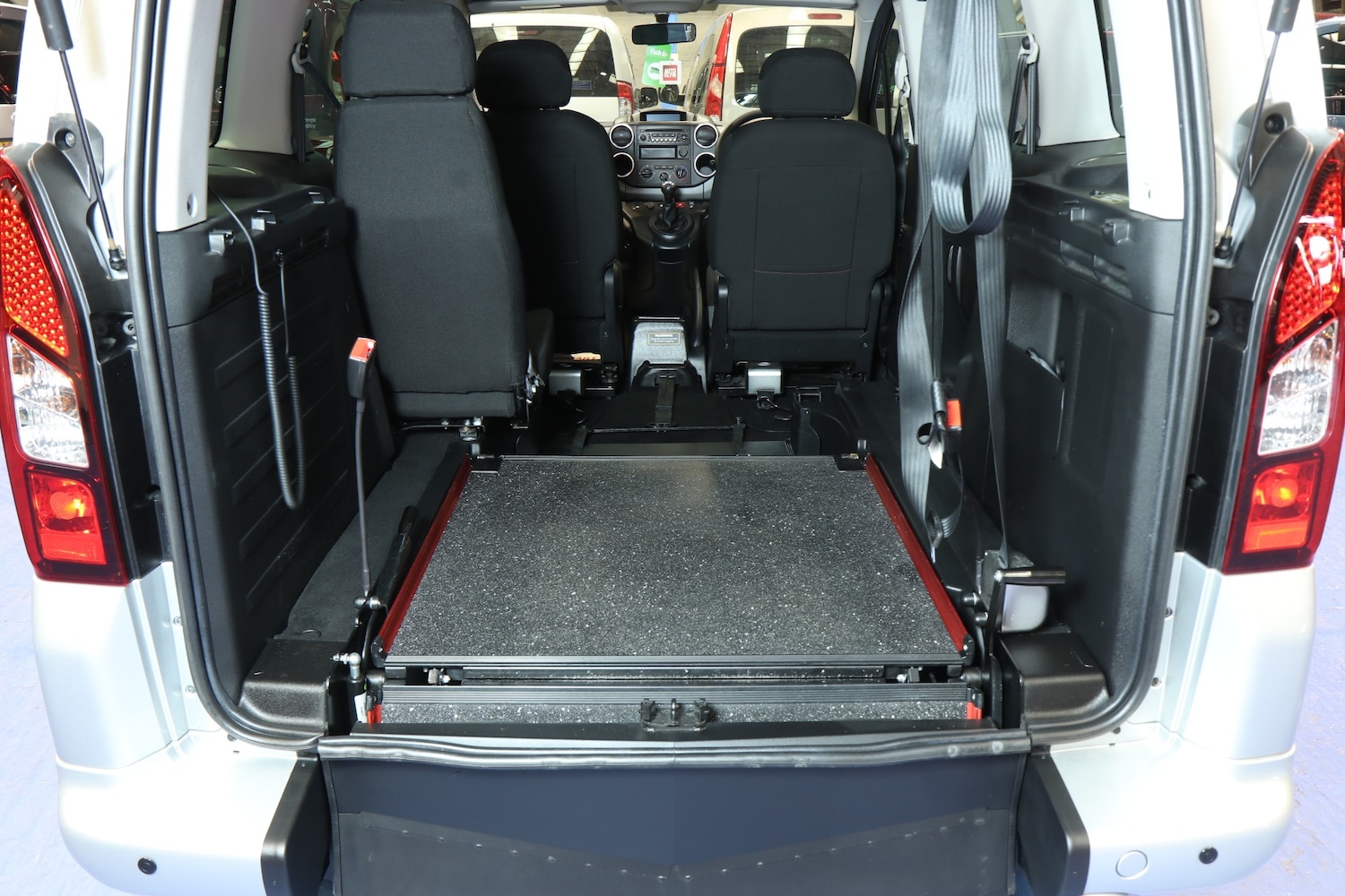 Used Peugeot Partner 2018 for sale - 77475045: Photo 4