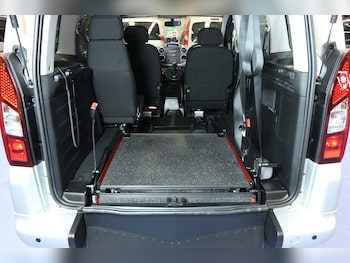 Used Peugeot Partner 2018 for sale - 77475045: Photo