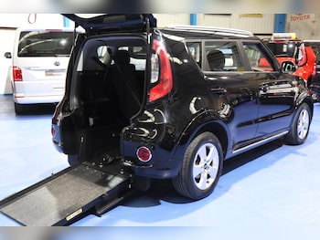 Used Kia Soul 2017 for sale - 76056405: Photo