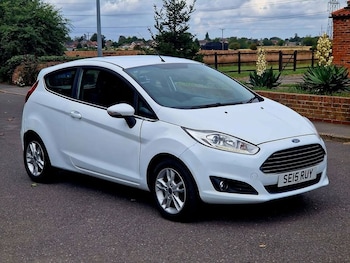 Used Ford Fiesta 2015 for sale - 76198627: Photo