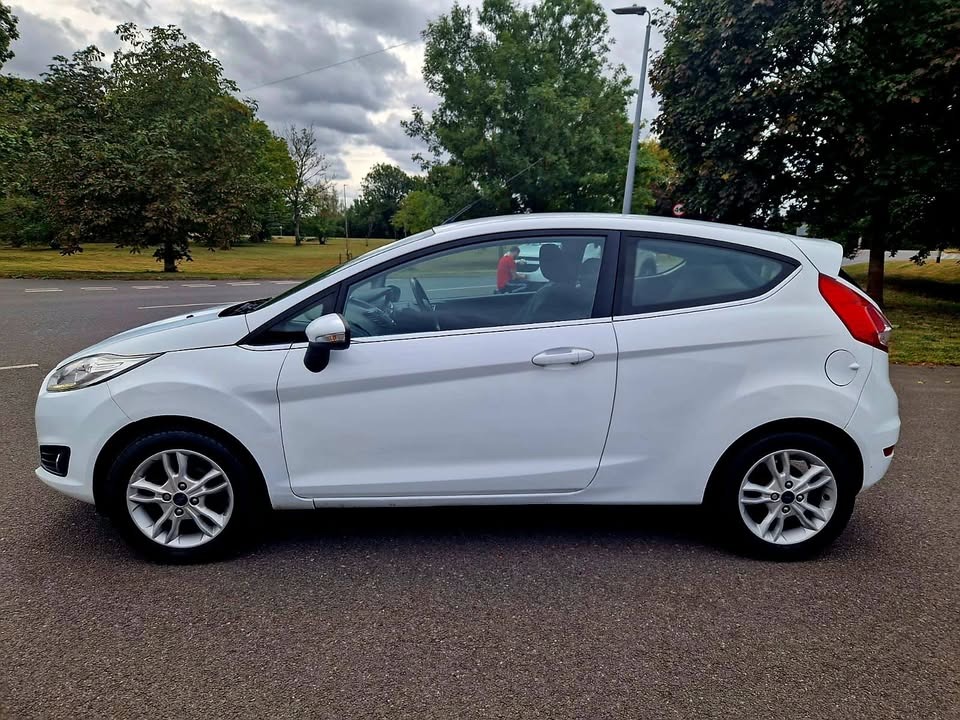 Used Ford Fiesta 2015 for sale - 76198627: Photo 8