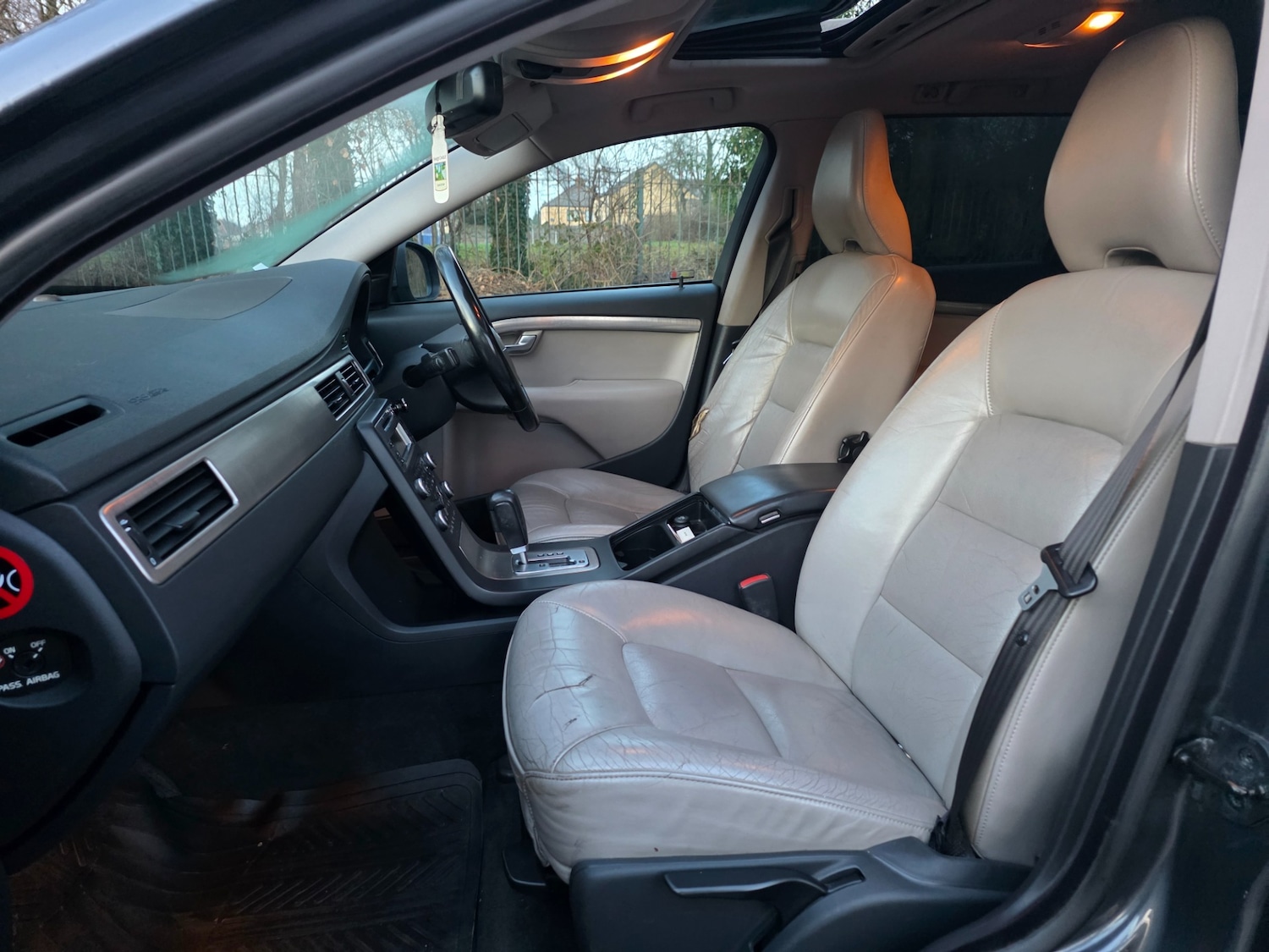 Used Volvo V70 2008 for sale - 77258618: Photo 12