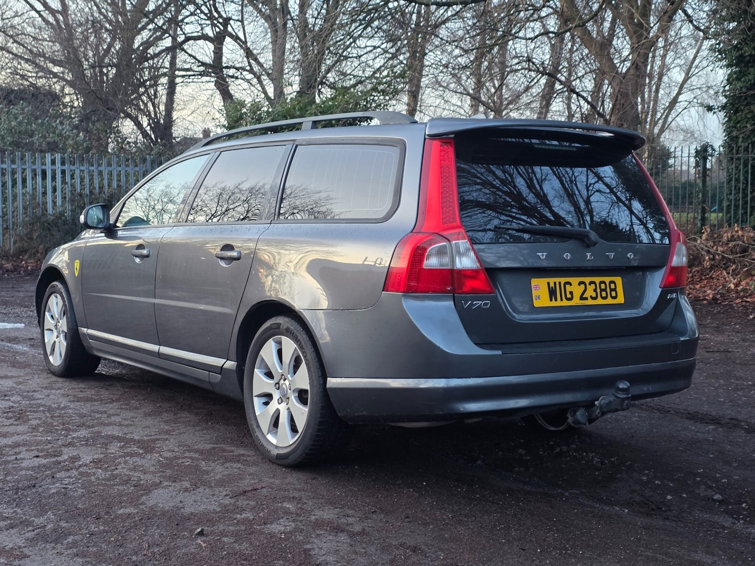 Used Volvo V70 2008 for sale - 77258618: Photo 3