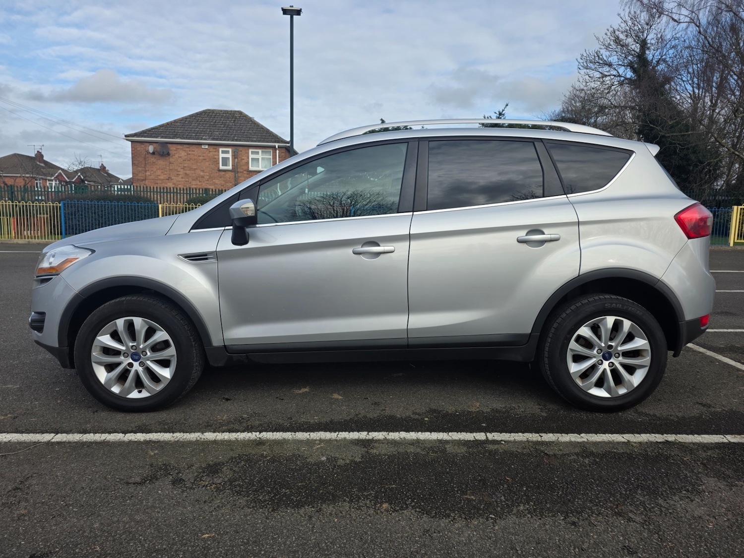 Used Ford Kuga 2011 for sale - 77590163: Photo 2