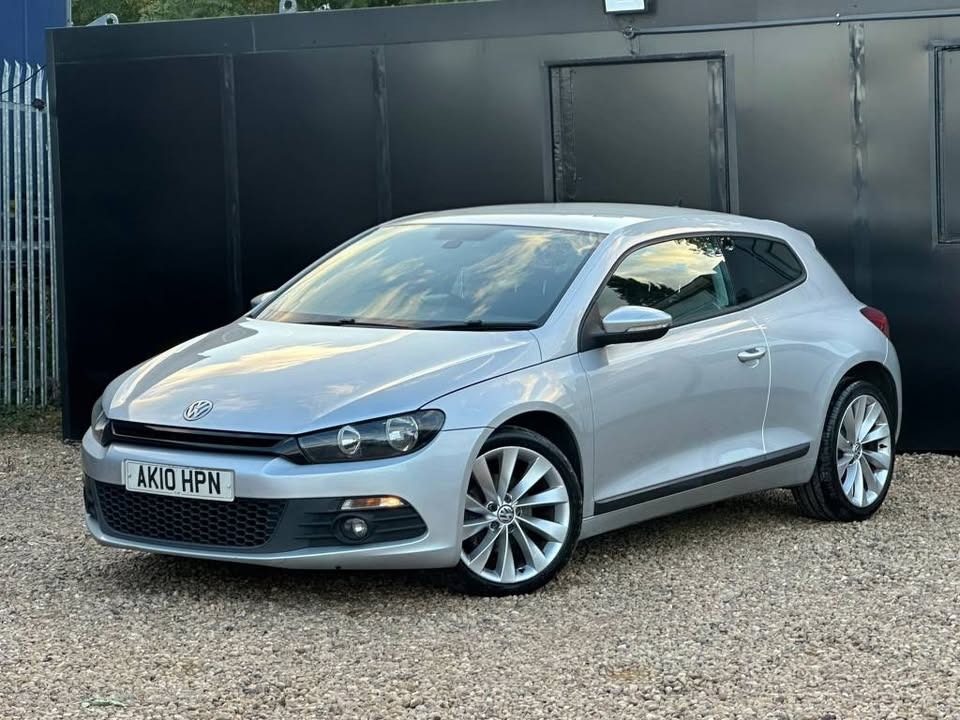 Used Volkswagen Scirocco 2010 for sale - 76380239: Photo 2