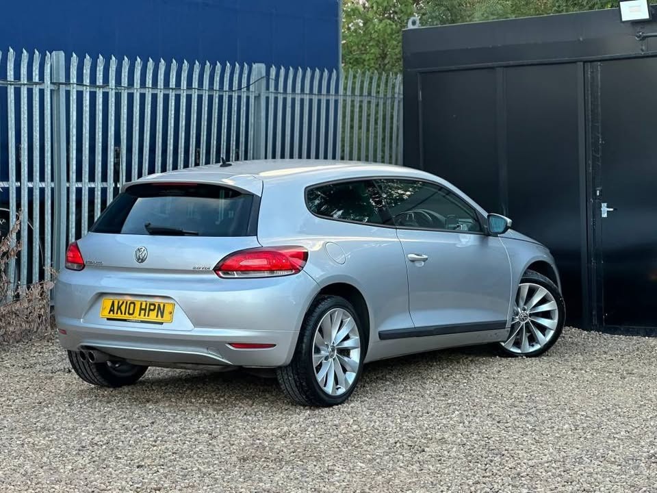 Used Volkswagen Scirocco 2010 for sale - 76380239: Photo 4