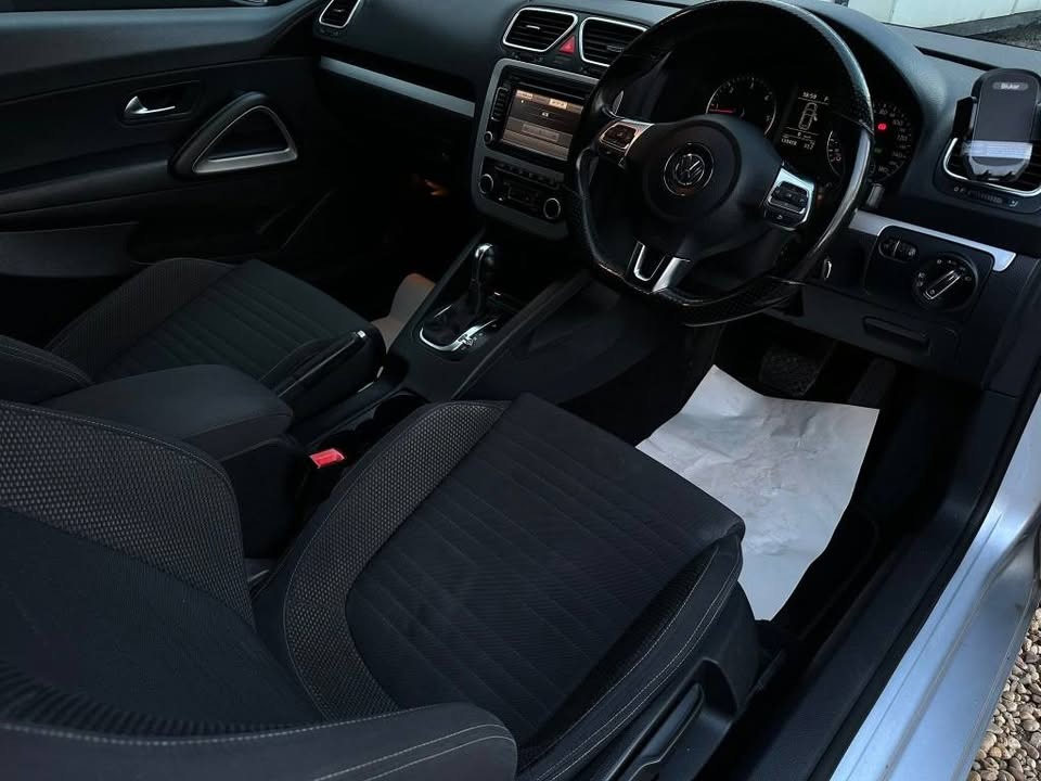 Used Volkswagen Scirocco 2010 for sale - 76380239: Photo 5