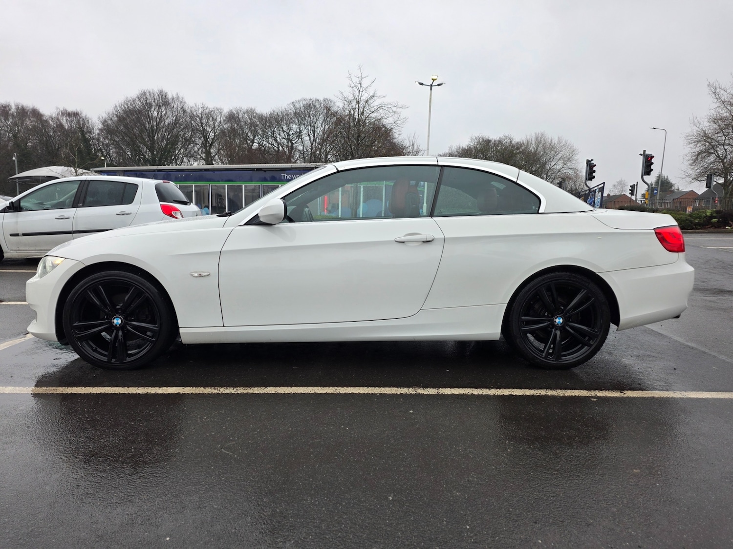 Used BMW 3 Series 2012 for sale - 77459749: Photo 2