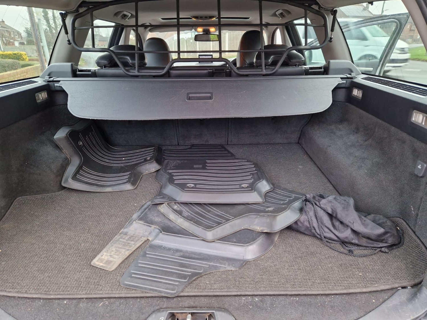 Used Volvo XC70 2010 for sale - 77147761: Photo 15