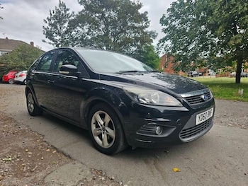 Used Ford Focus 2010 for sale - 76198602: Photo