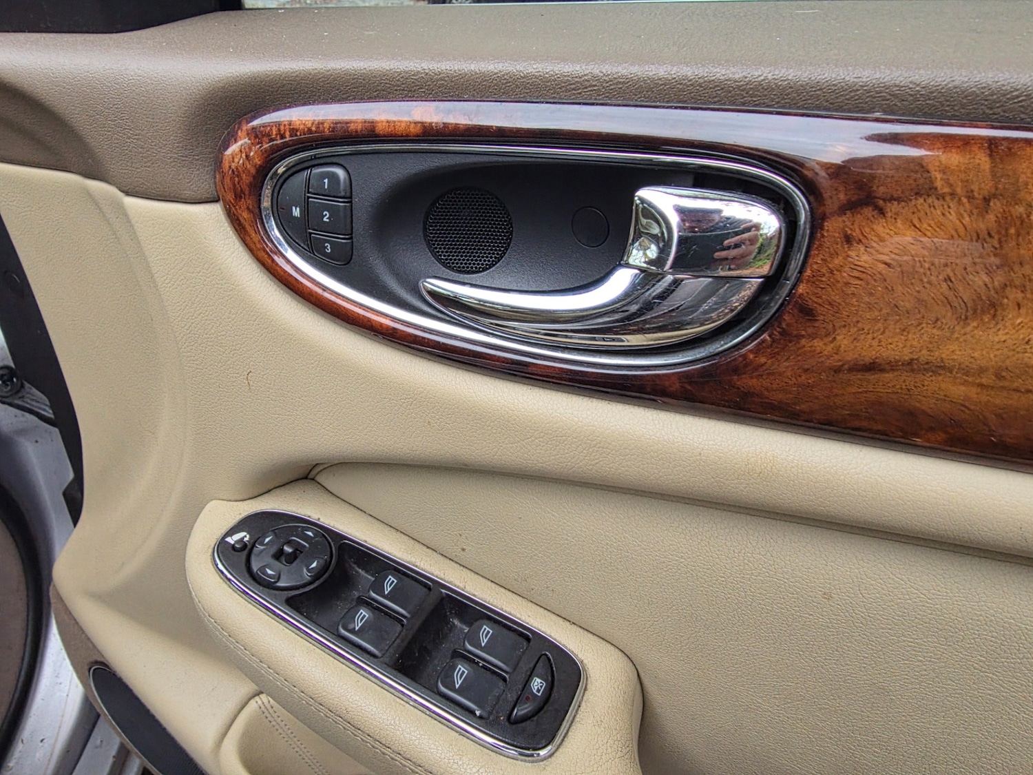 Used Jaguar XJ 2006 for sale - 76544422: Photo 10