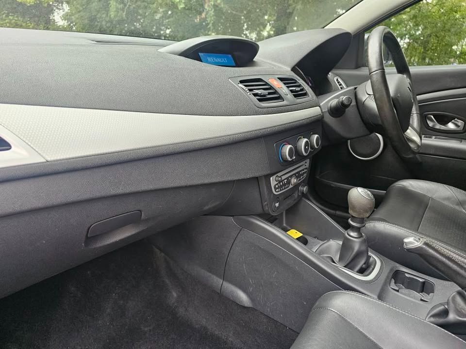 Used Renault Megane 2010 for sale - 76198621: Photo 13