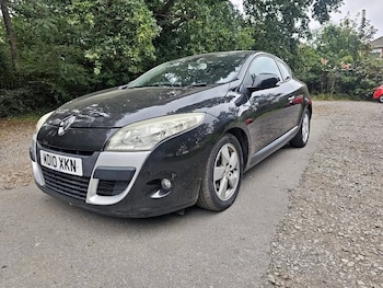Used Renault Megane 2010 for sale - 76198621: Photo