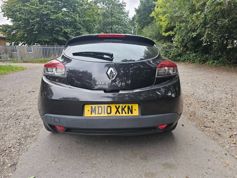 Used Renault Megane 2010 for sale - 76198621: Photo 4
