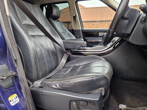 Used Land Rover Range Rover Sport 2011 for sale - 76262623: Photo 12