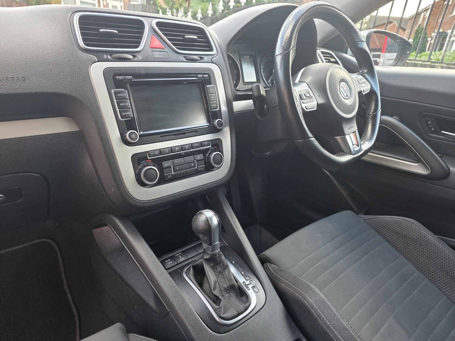 Used Volkswagen Scirocco 2010 for sale - 76694374: Photo 10