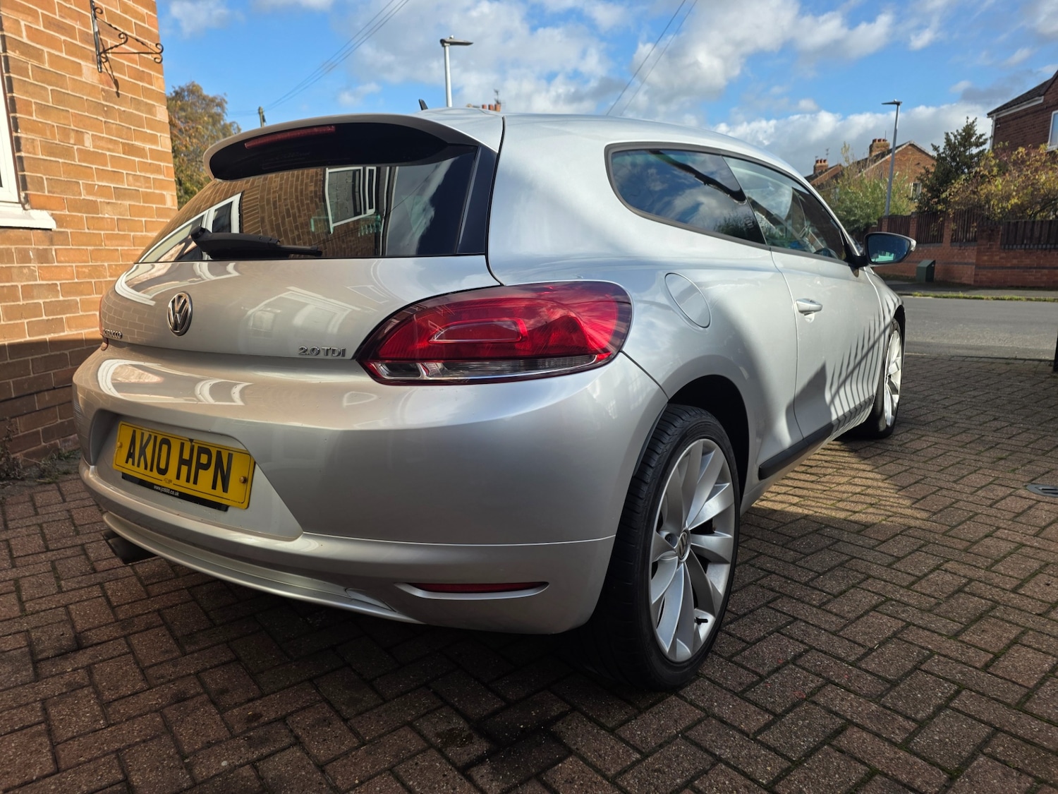 Used Volkswagen Scirocco 2010 for sale - 76694374: Photo 3