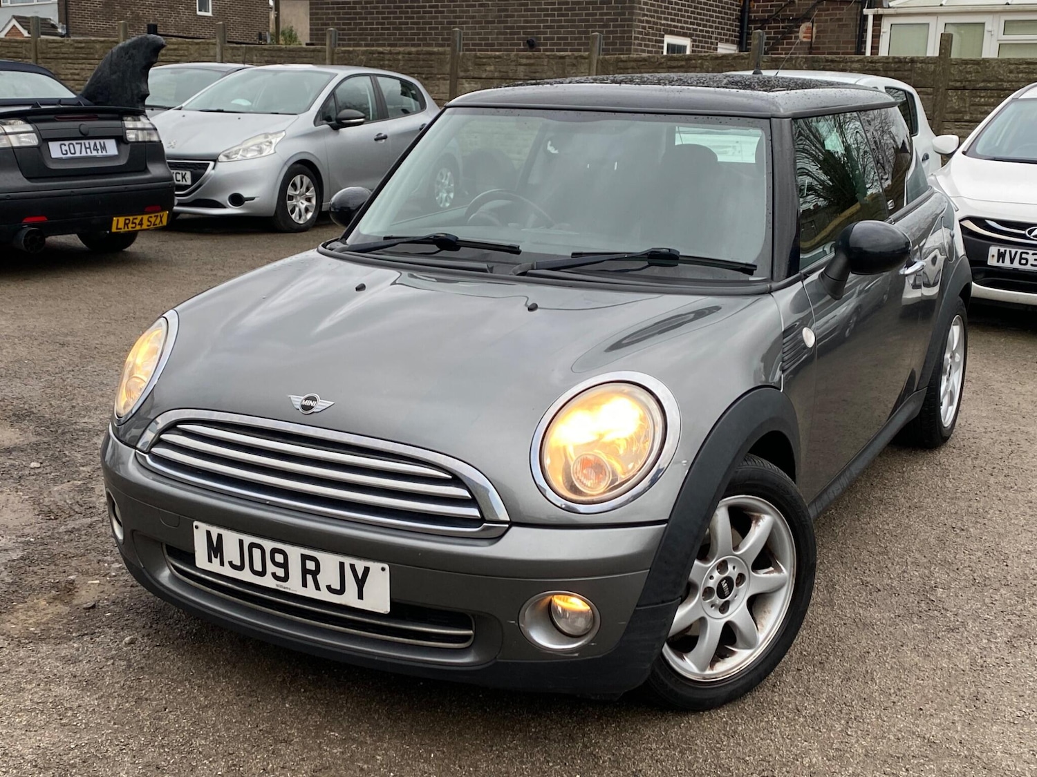 Used MINI Hatch 2009 for sale - 78086854: Photo 2