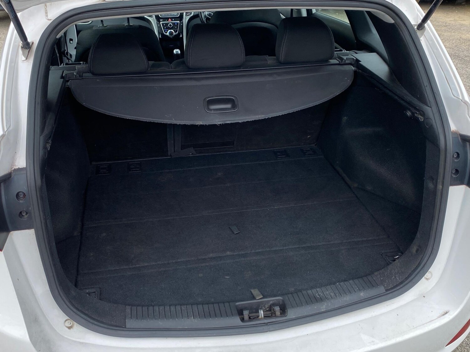 Used Hyundai i30 2013 for sale - 78087184: Photo 15