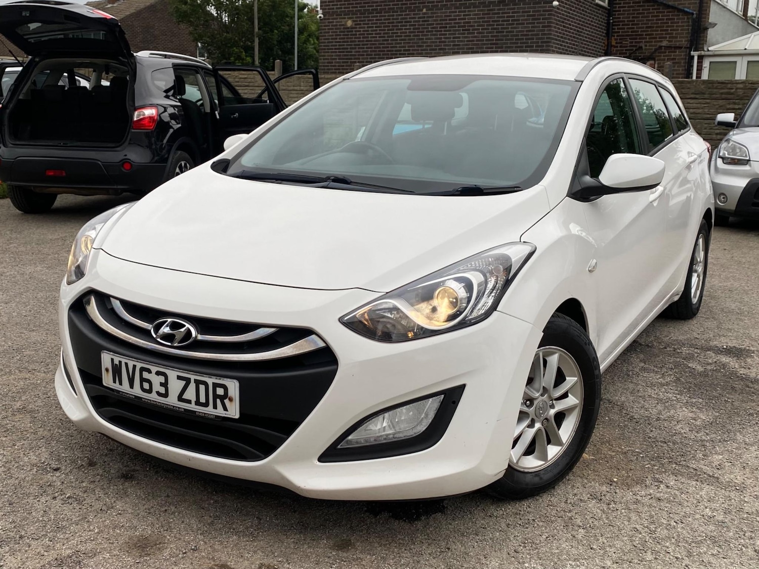 Used Hyundai i30 2013 for sale - 78087184: Photo 2
